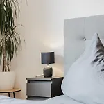 דירה Stilvolles Mit Blick Auf Dreifluesse-eck