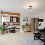 דירה Stilvolles Mit Blick Auf Dreifluesse-eck
