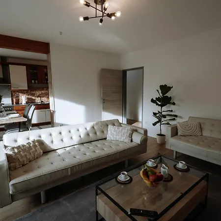 Apartmán Stilvolles Mit Blick Auf Dreifluesse-eck *